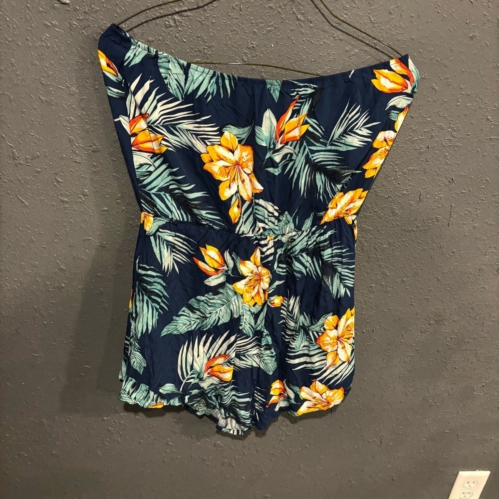 SHEIN Tropical Print Off-Shoulder Romper